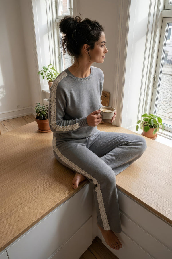 Sæt med blondekant - Grå