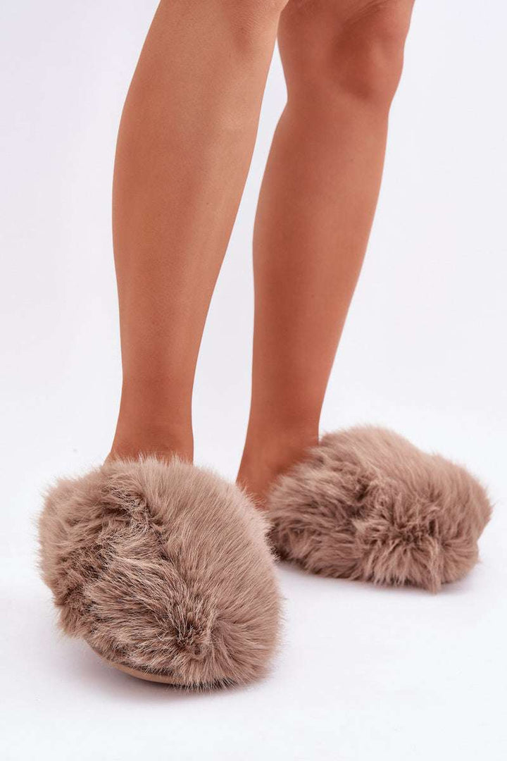 Faux fur slippers - Taupe