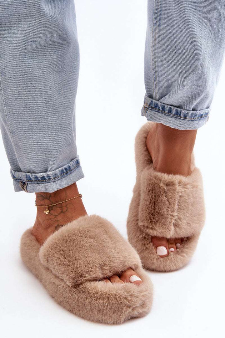 Slippers - Taupe