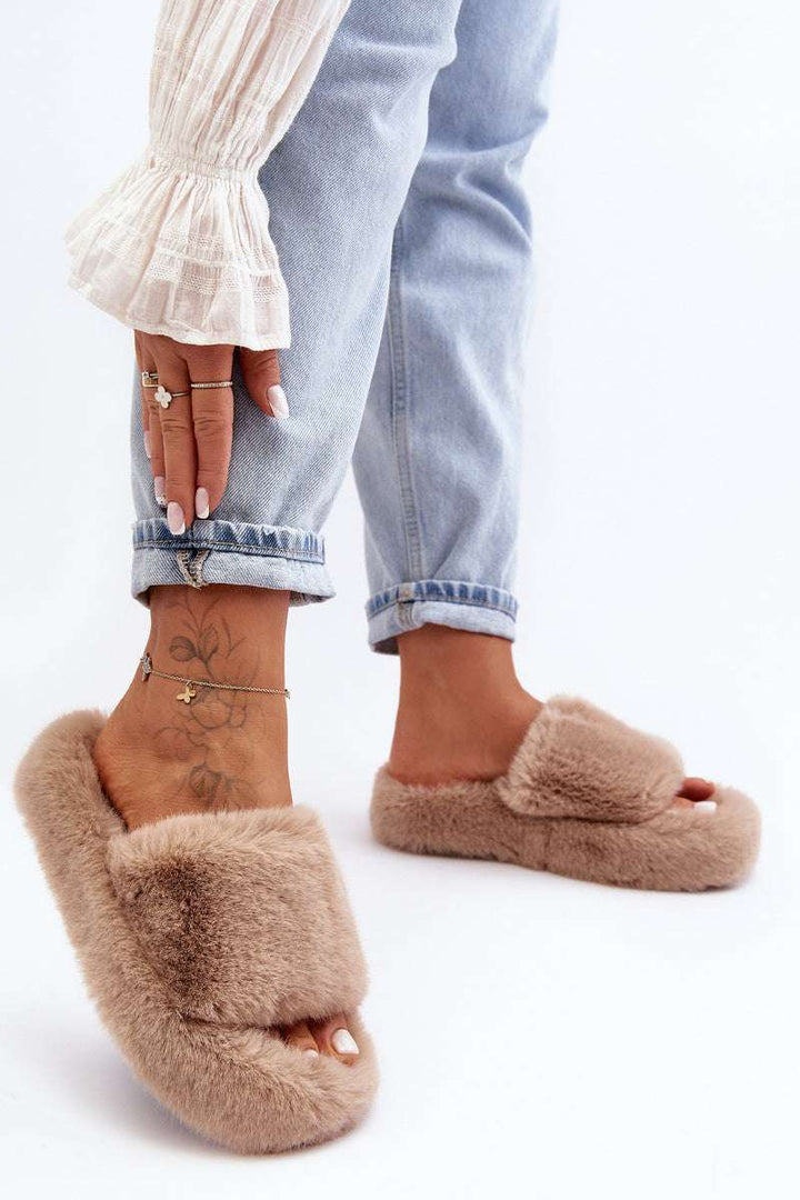 Slippers - Taupe