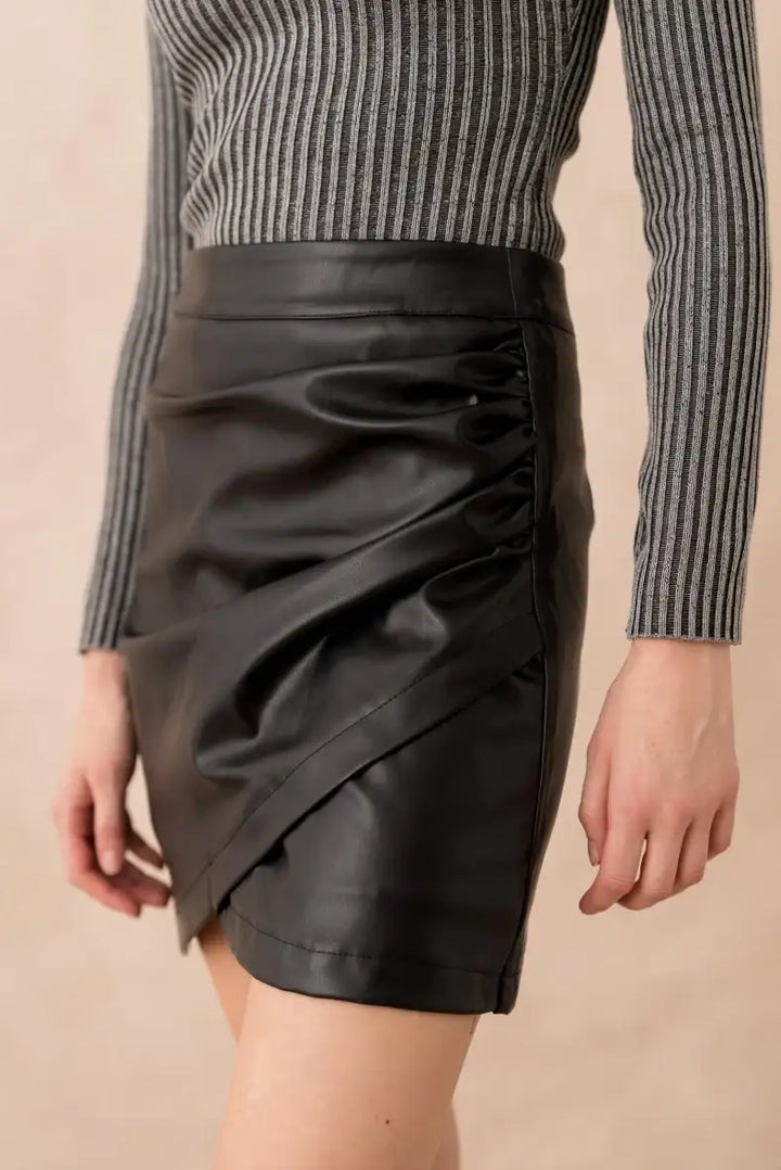 Faux læder nederdel