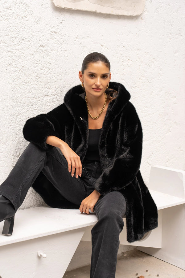 Faux fur frakke - Sort