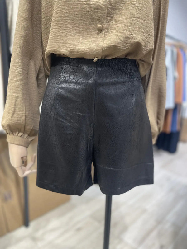 Faux læder shorts
