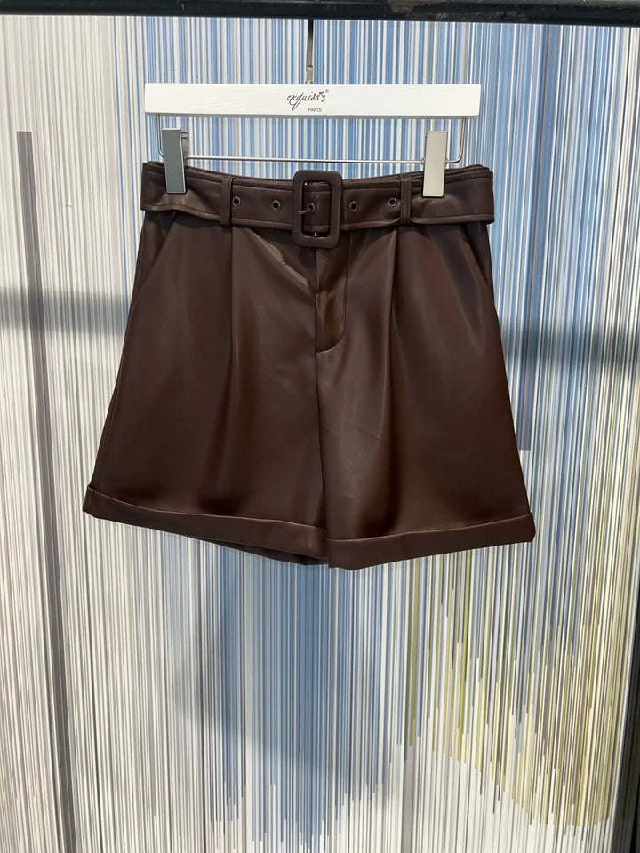 Imiteret læder shorts - Flere farver